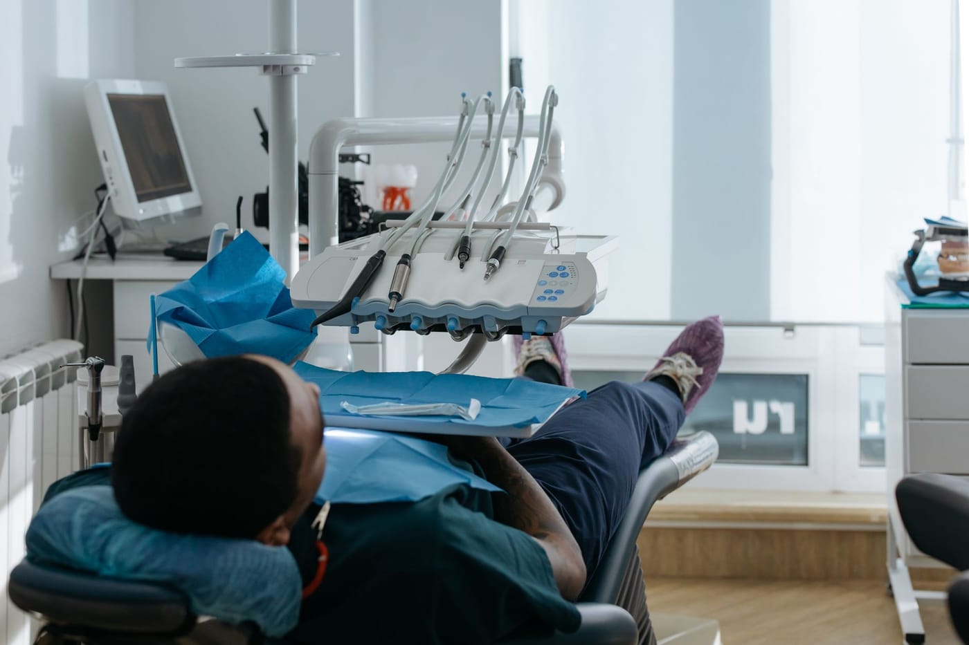 Odontozia e pulizia — medico dentista